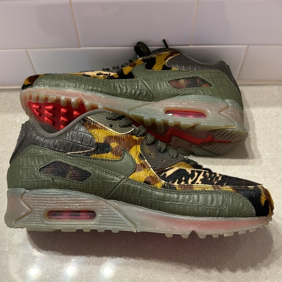 Men's Nike Air Max 90 Camo Croc sz 10 - Picture 6 of 7